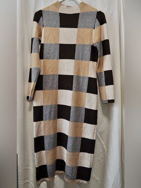 Nina Leonard Plaid Knit Long Sleeve Midi Dress in Beige, Black & Gray